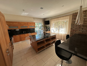 Szépvölgyi út-budapest-iii-kerulet-szepvolgyi-ut_2.jpg