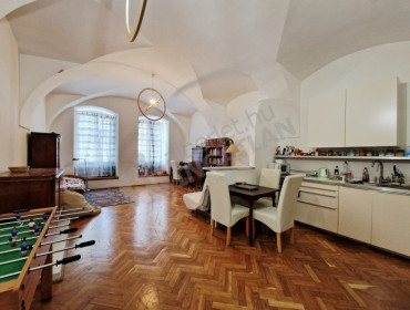 Úri utca-budapest-i-kerulet-uri-utca_4.jpg