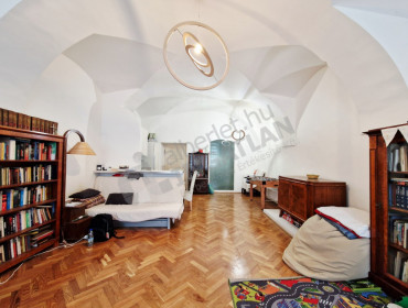 Úri utca-budapest-i-kerulet-uri-utca_8.jpg