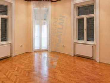 Baross tér-budapest-vii-kerulet-baross-ter_13.jpg