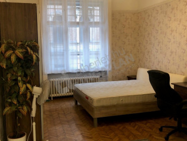 Alkotmány utca-budapest-v-kerulet-alkotmany-utca_5.jpg